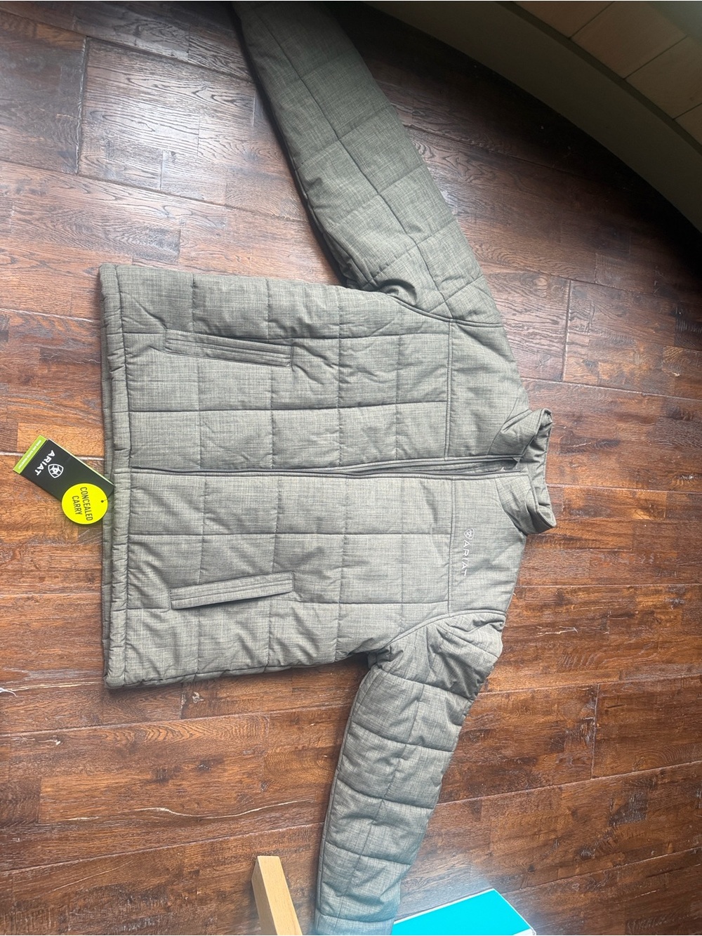 Ariat Concealed Carry Men's Quilted Insulated Jacket - Gray New with tags